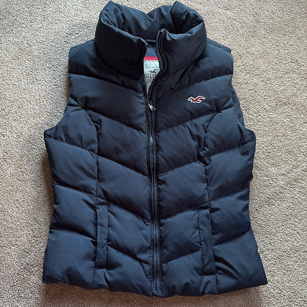 Hollister blue puffer vest small EUC
